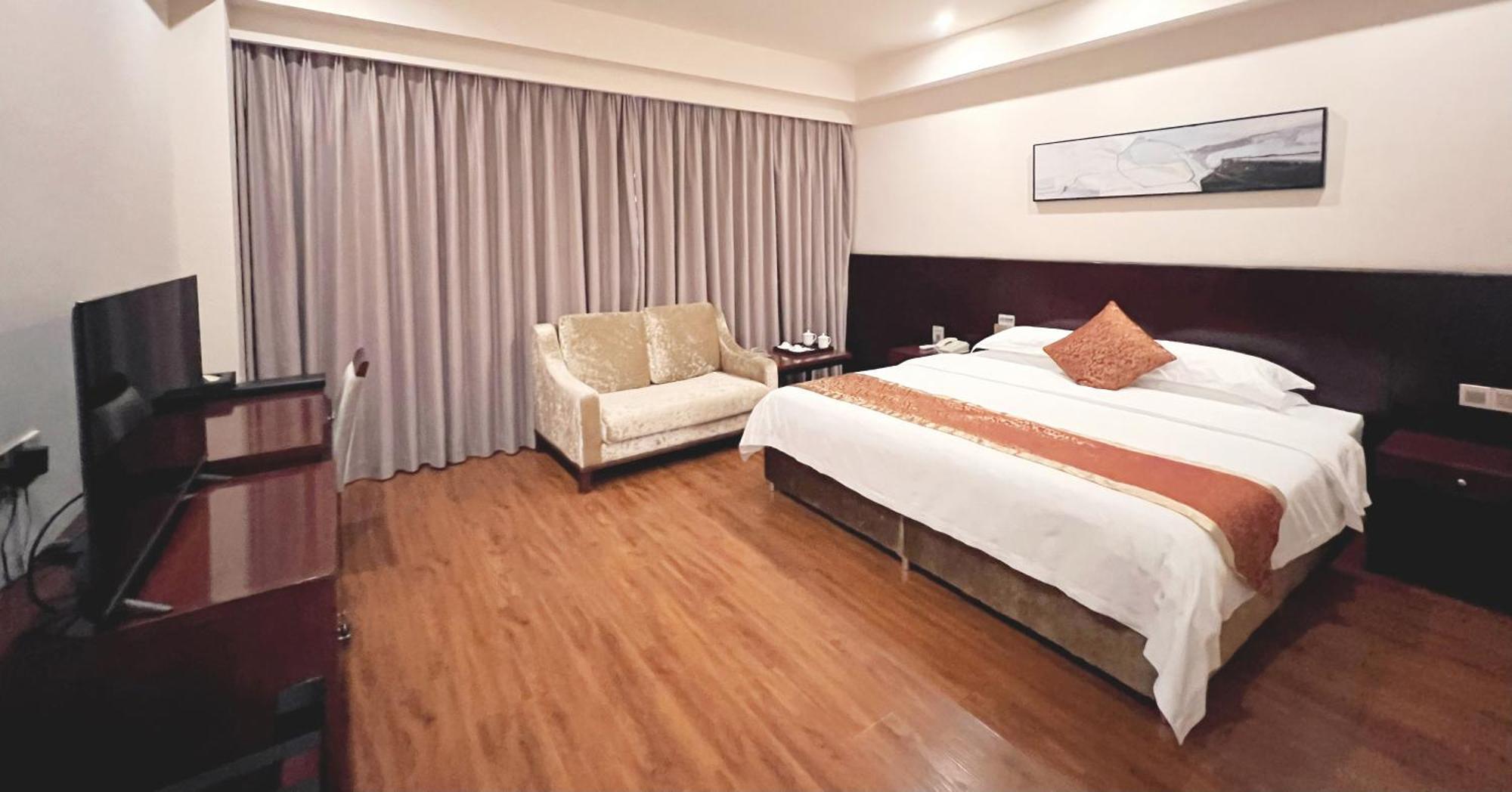 Chengdu Joyhub Cheer Hotel Shuangliu Exterior photo