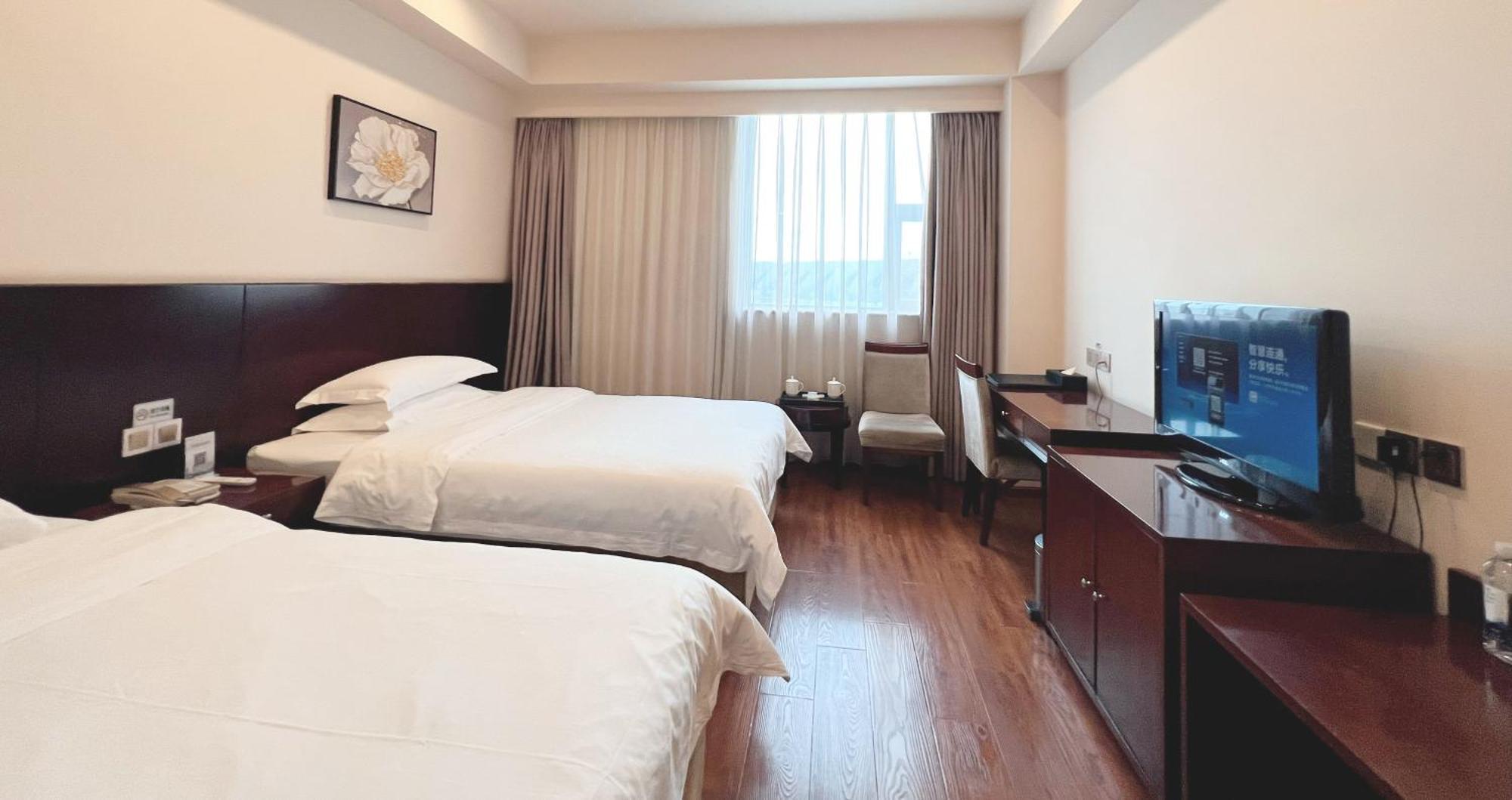 Chengdu Joyhub Cheer Hotel Shuangliu Exterior photo