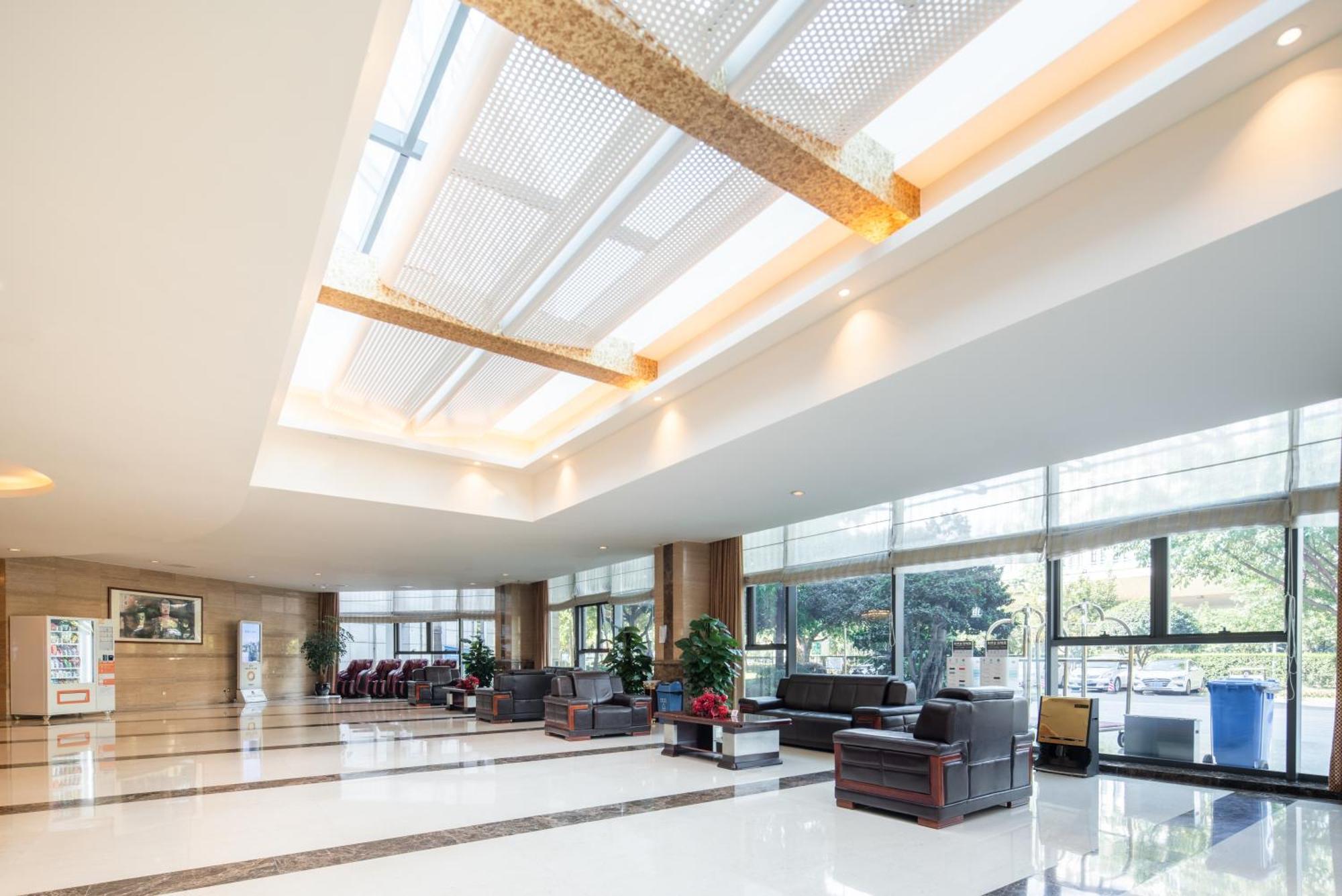 Chengdu Joyhub Cheer Hotel Shuangliu Exterior photo